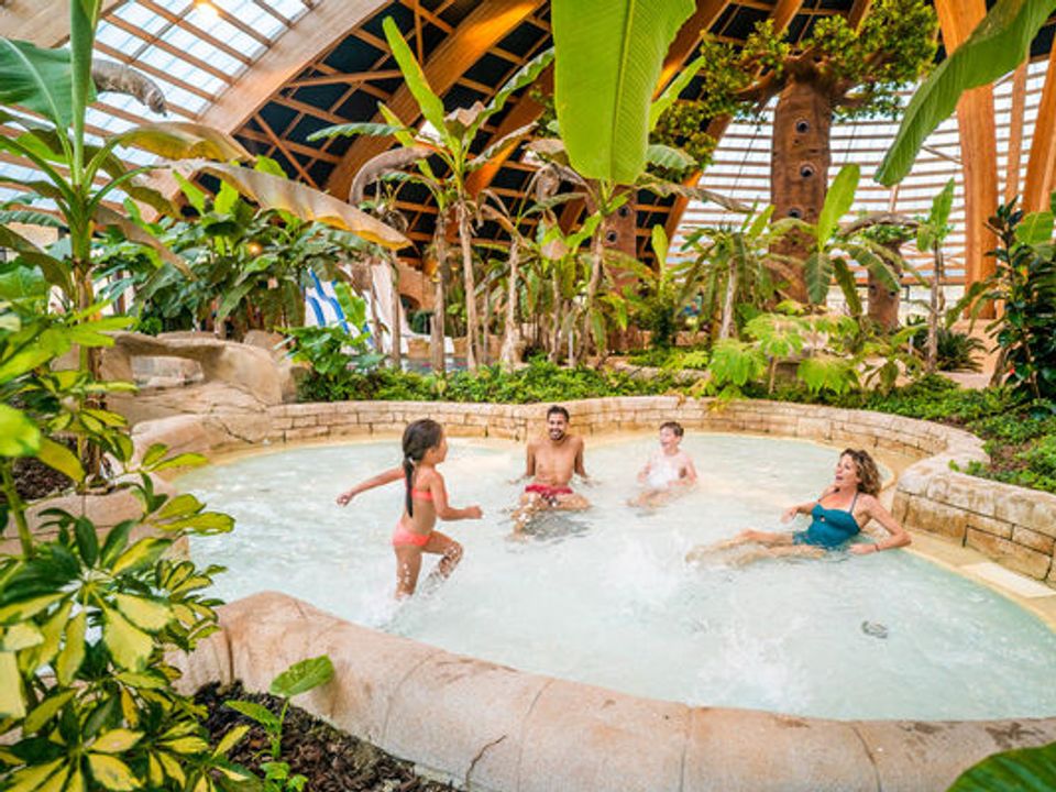 Camping Les Ormes, Domaine et Resort