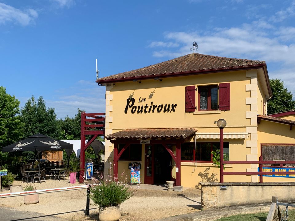 Camping Ushuaïa Villages Le Poutiroux