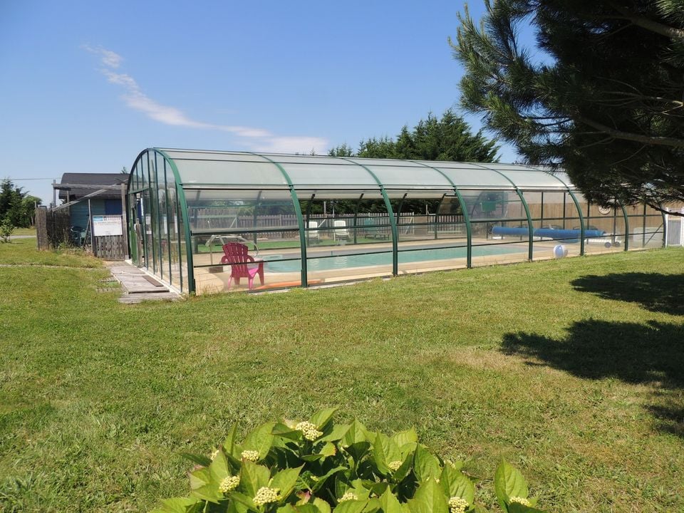 Les Chalets d’Auvergne (GITES EN CHALET)