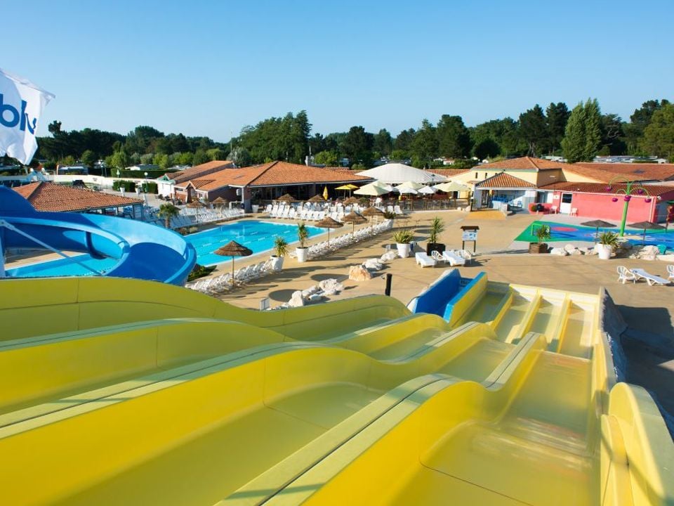 Tour Opérateur et particuliers sur camping Les Charmettes – Funpass non inclus