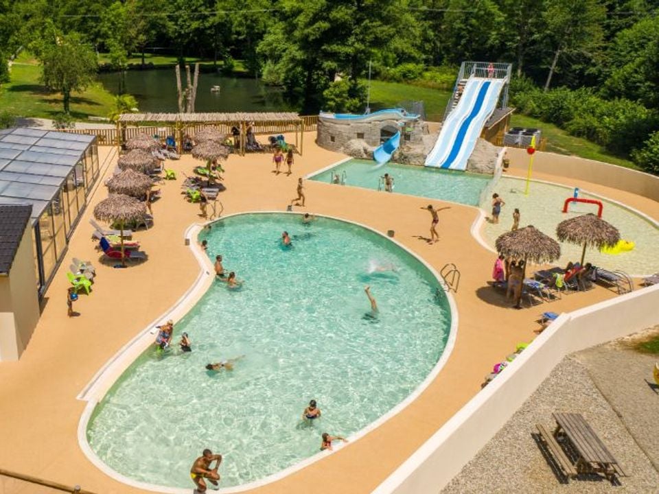 Camping des Grottes