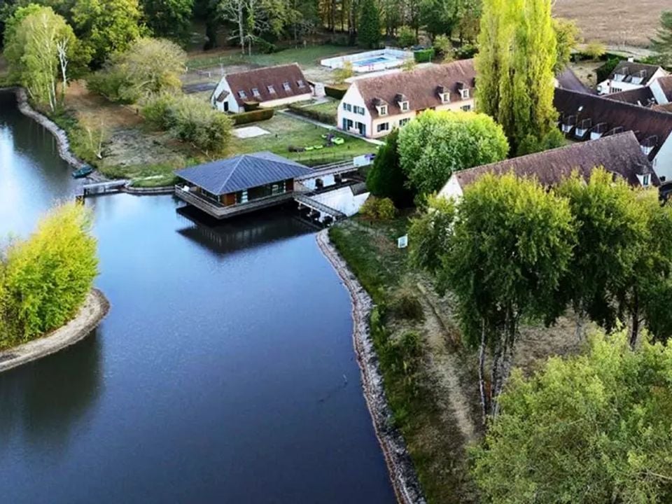 Camping Domaine de Sainte Montaine